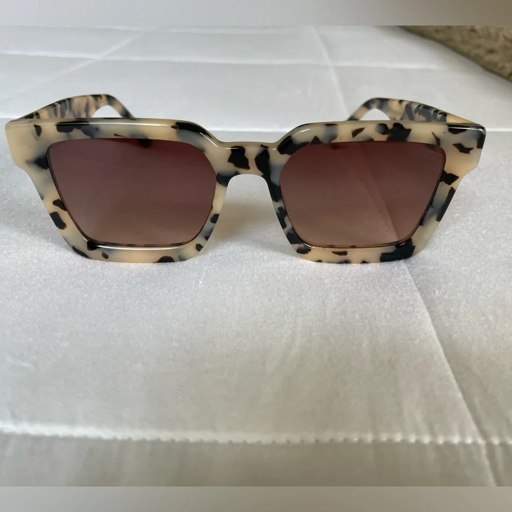 Women’s Sunglass 4 Pack Bundle - Brown, Leopard Black & Beige - OS - Multi Frame